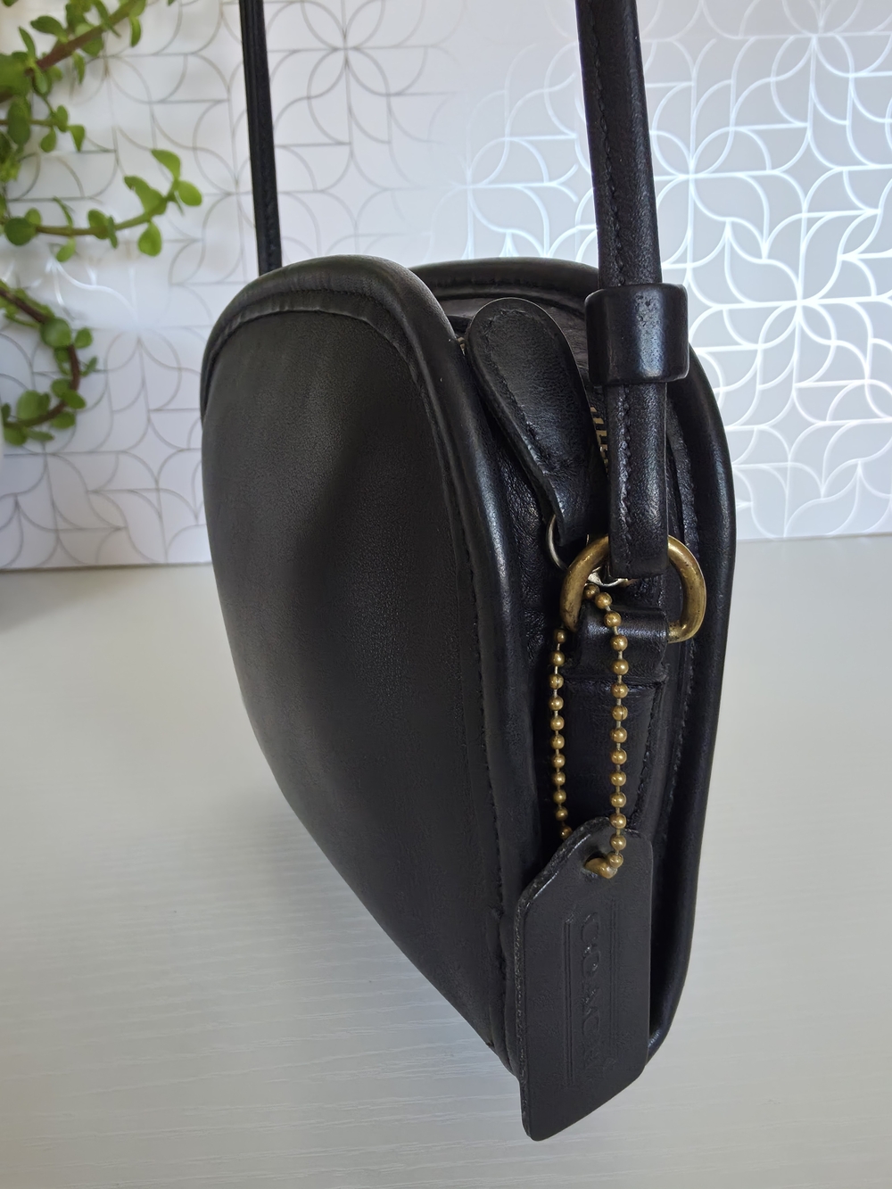 vintage Coach Metropolis Zip Mini Bag with Gold Hardware - Picture 2 of 13